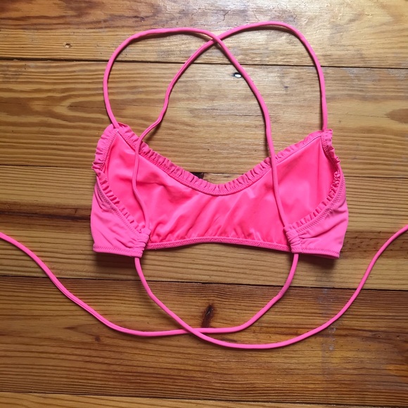 🌸5/$30🌸 Victoria’s Secret Pink Ruffle Bikini Top, GUC, M - Picture 5 of 7